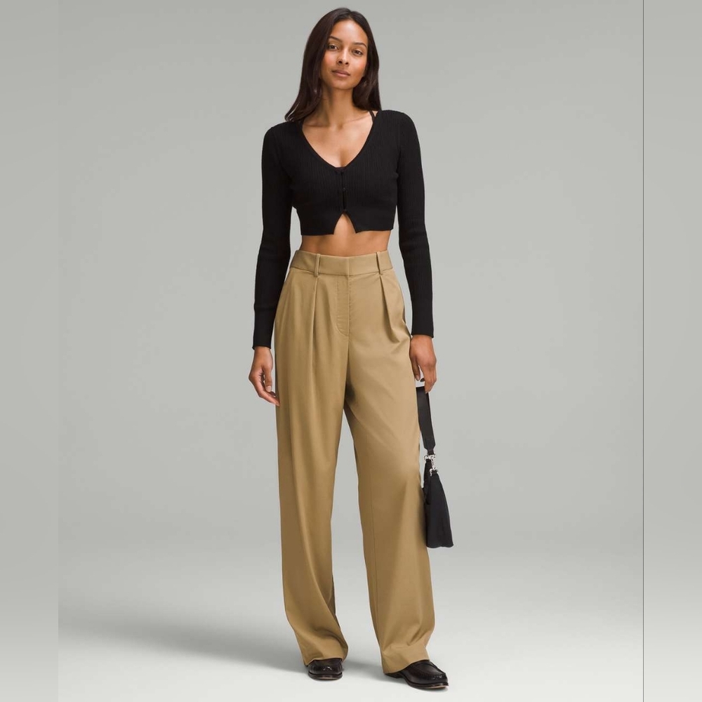 Lululemon Pleat-Front High Rise Trouser
